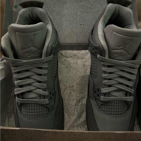 Jordan 4 Wet Cement - Picture 2 of 4